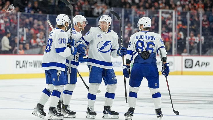 Tampa Bay Lightning opnåede endnu engang en sejrsrække på 11 kampe i en enkelt sæson